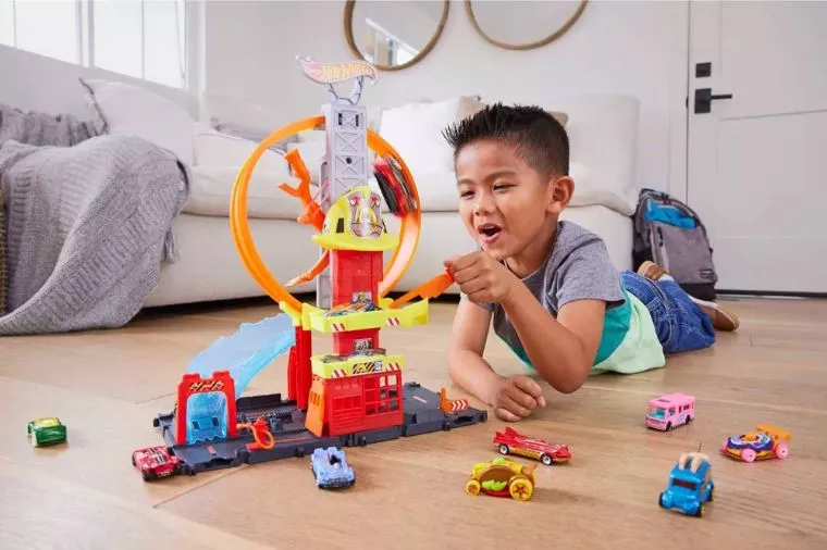 Hot Wheels City Super Fire Station Playset