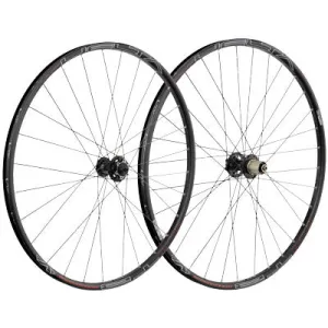 Vuelta Mtb Race,Whlst,24/28H 27.5,Blk,Qr/Ta,Tr,8-10Shg,6Bt Mtb Race Vuelta Wheels Red 27.5''